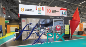 TABAC LE BALTIQUE : stand de salon professionnel, avec une stucture PLV gonflable personnalisée, fabriquée sur mesure, en forme de kiosque à tabac.